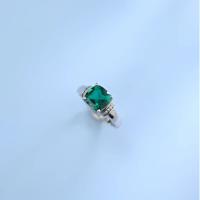 Lab-Created Emerald Ring in 925 Silver - Model A73-R2020977 - Image 6
