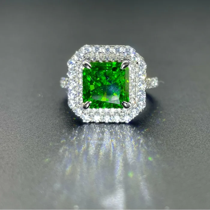 925 Silver Green Cubic Zirconia Ring - Model R0028L - Image 3