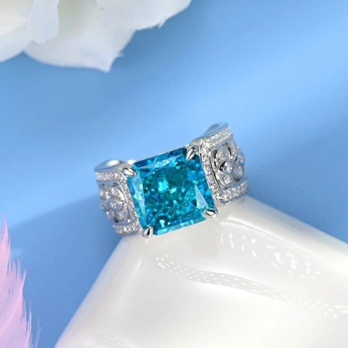 925 Silver Blue Cubic Zirconia Ring - Model R0017B - Image 2