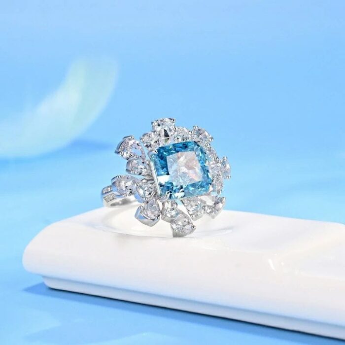 925 Silver Blue Cubic Zirconia Ring - Model R0263B - Image 3